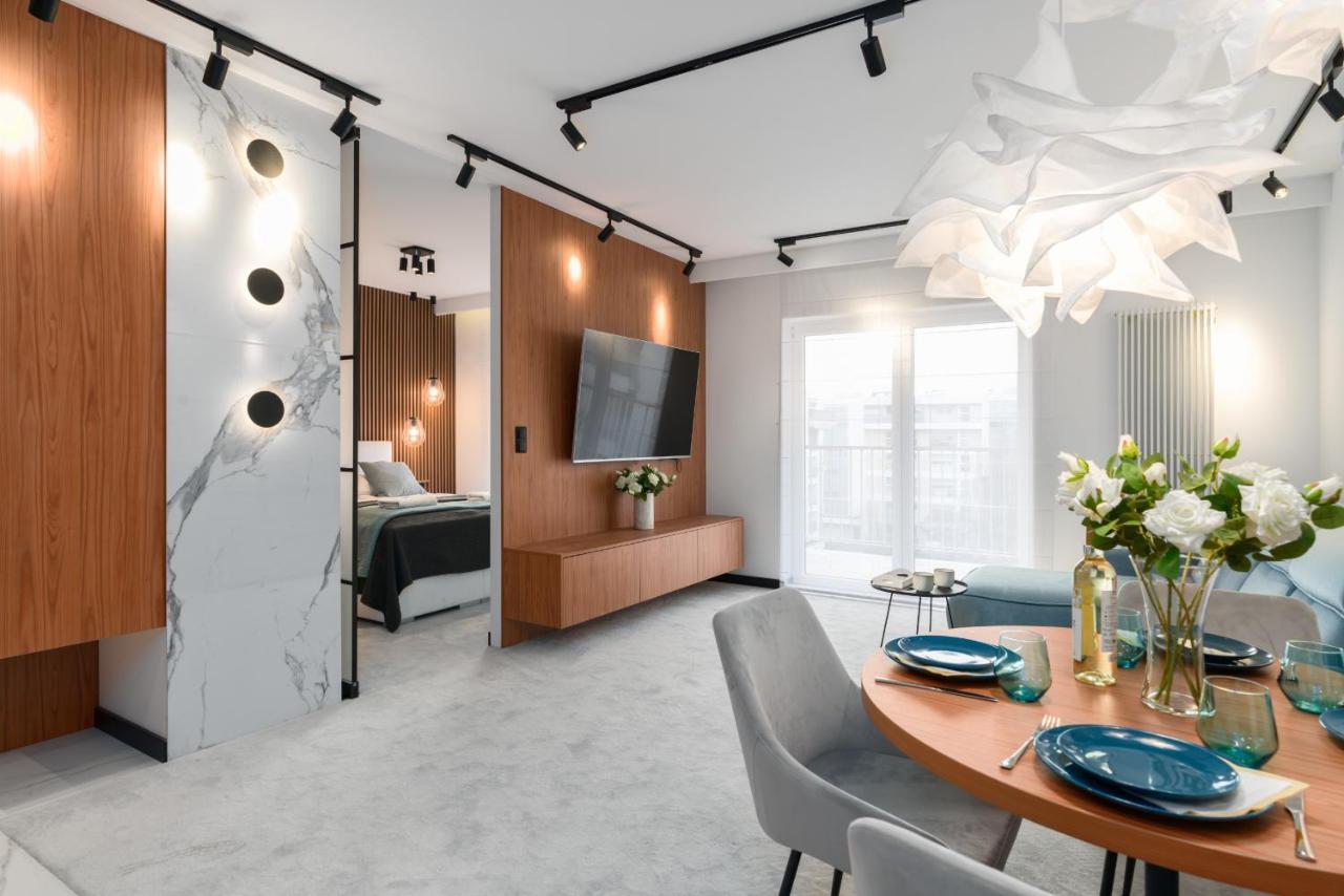 Wilczak Apartment With Free Garage Poznan By Noclegi Renters Екстер'єр фото