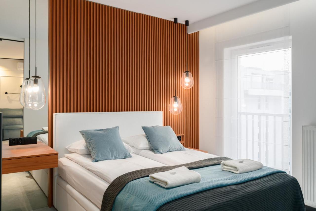 Wilczak Apartment With Free Garage Poznan By Noclegi Renters Екстер'єр фото