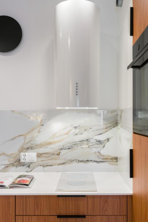 Wilczak Apartment With Free Garage Poznan By Noclegi Renters Екстер'єр фото