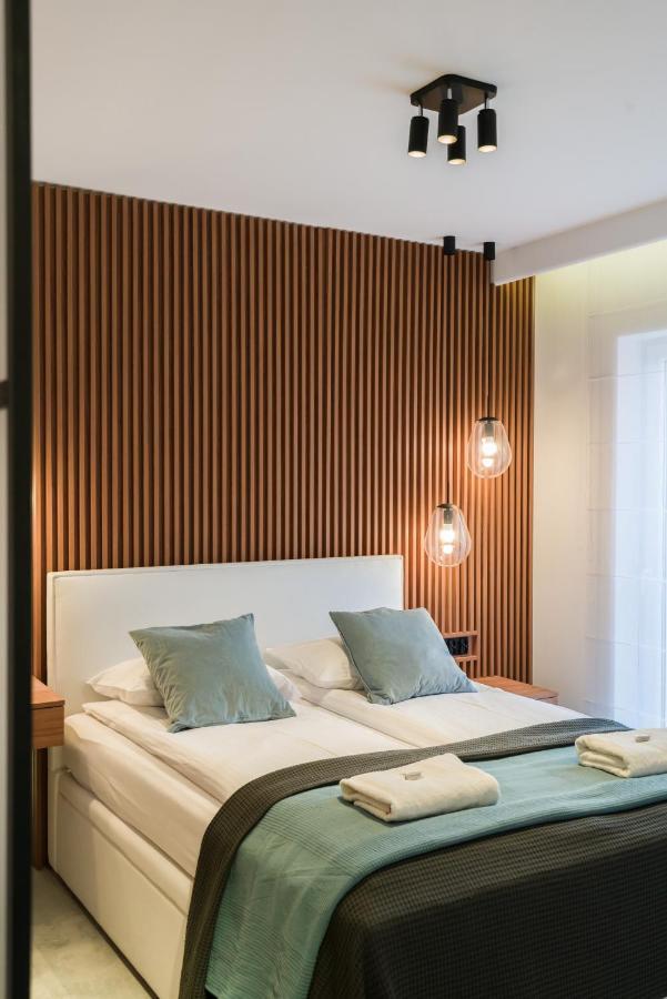 Wilczak Apartment With Free Garage Poznan By Noclegi Renters Екстер'єр фото