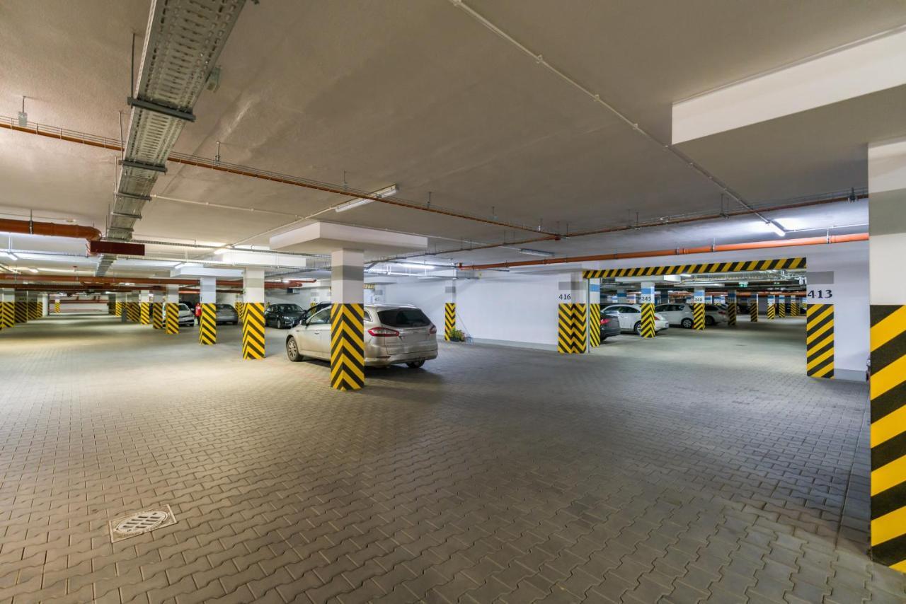 Wilczak Apartment With Free Garage Poznan By Noclegi Renters Екстер'єр фото