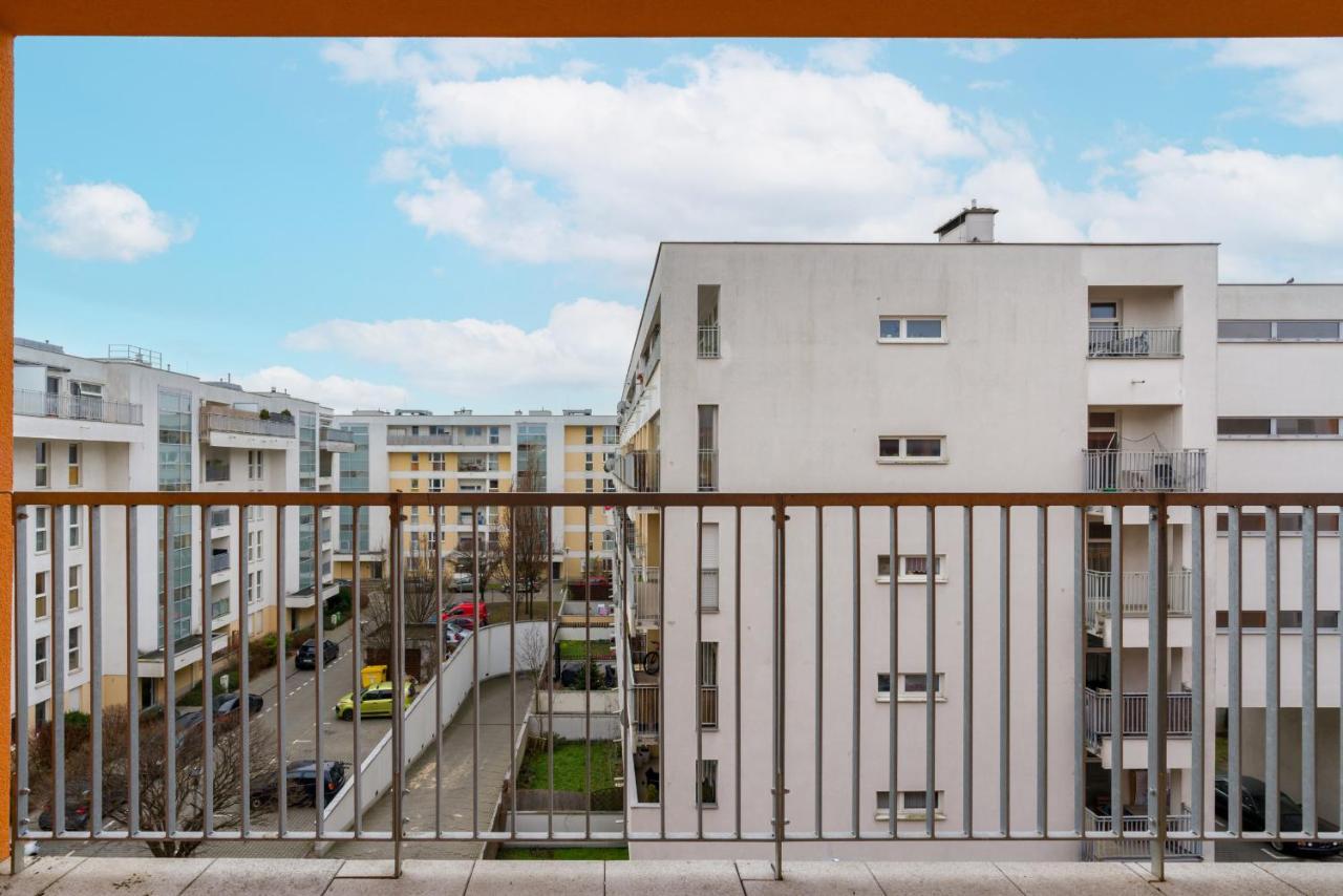 Wilczak Apartment With Free Garage Poznan By Noclegi Renters Екстер'єр фото